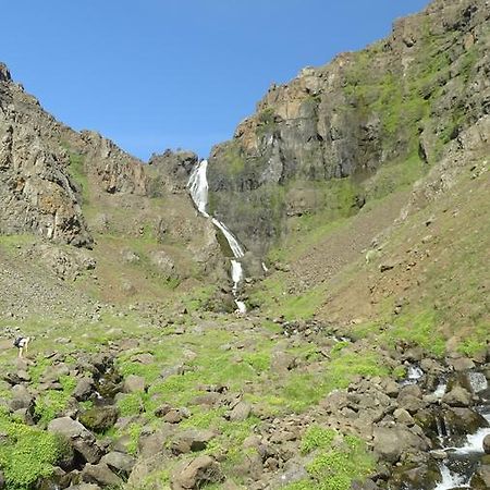 Гостевой дом Mithjanes Reykholahrepp Рейкхолар Экстерьер фото