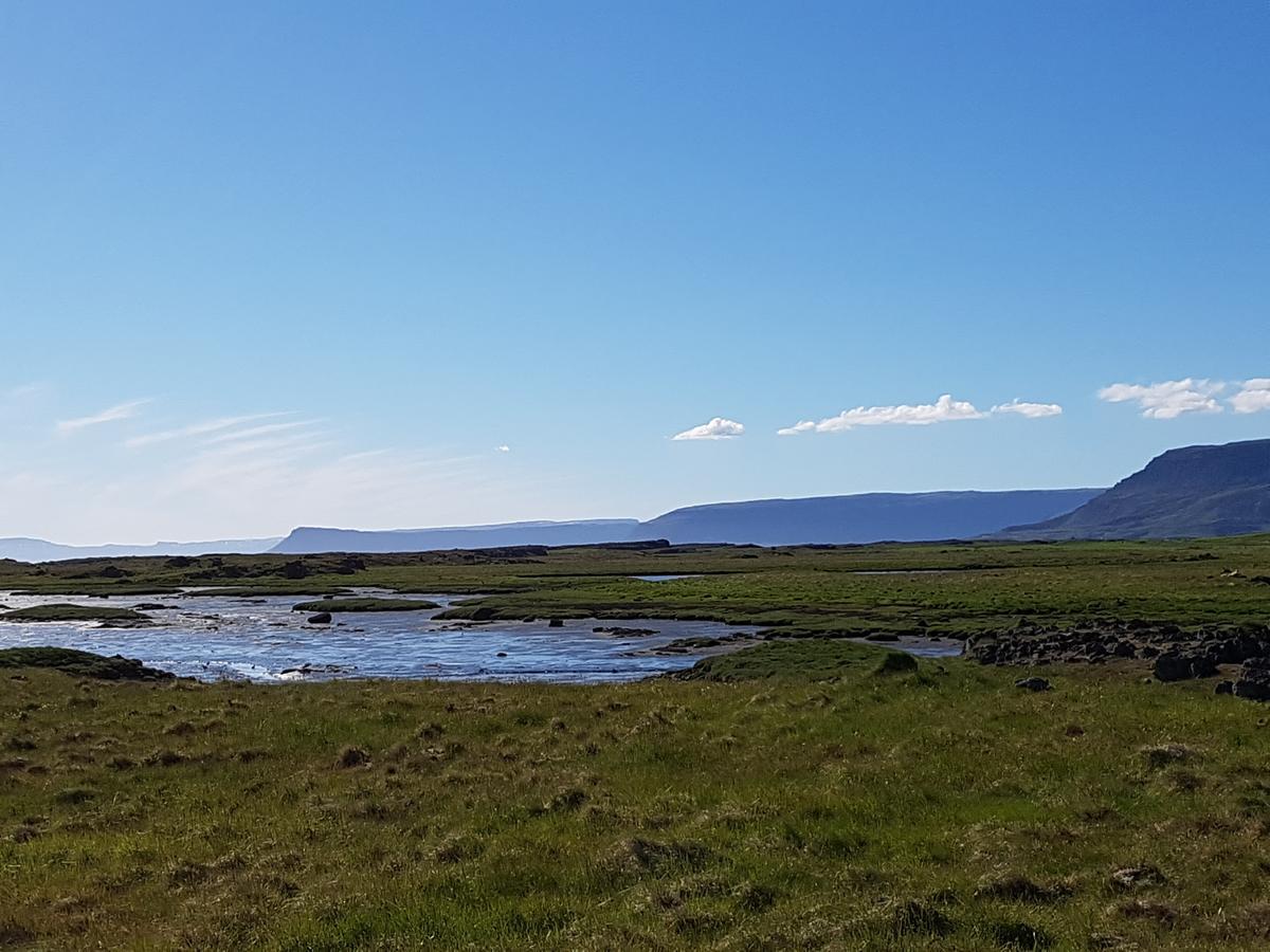 Гостевой дом Mithjanes Reykholahrepp Рейкхолар Экстерьер фото