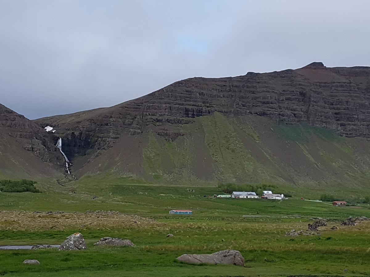 Гостевой дом Mithjanes Reykholahrepp Рейкхолар Экстерьер фото